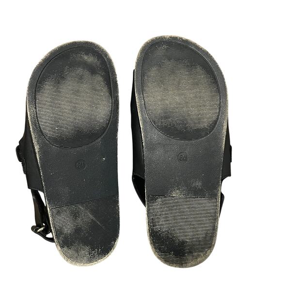 Steve Madden Black Sandals with Gold Buckles Size 8 - Picture 7 of 7